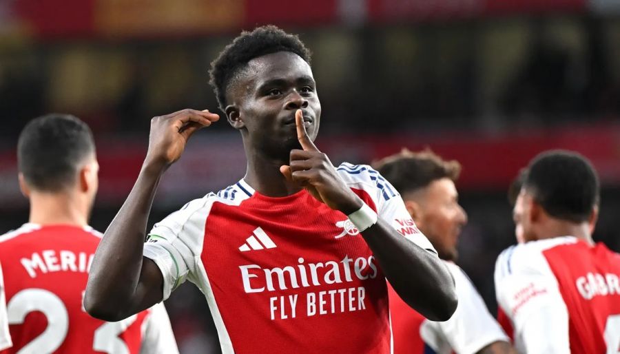 saka-liverpool1-900x514.jpg