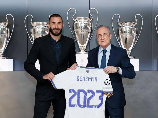 Karim Benzema signs new Madrid deal 